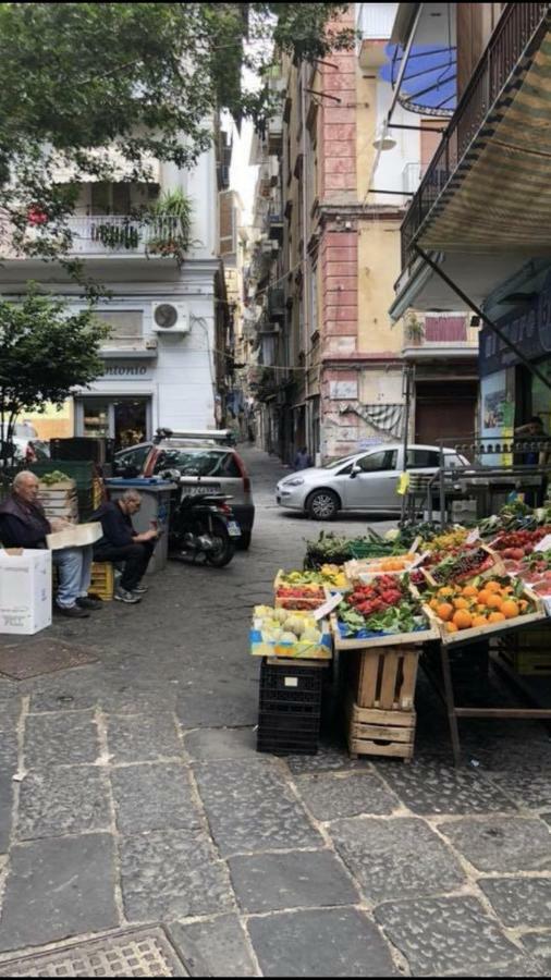 Rosy Monolocale Nel Centro Storico Di Torre Annunziata Di Fronte Scavi Oplonti Lägenhet Exteriör bild