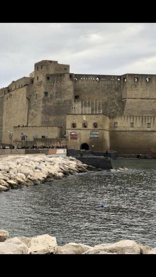 Rosy Monolocale Nel Centro Storico Di Torre Annunziata Di Fronte Scavi Oplonti Lägenhet Exteriör bild